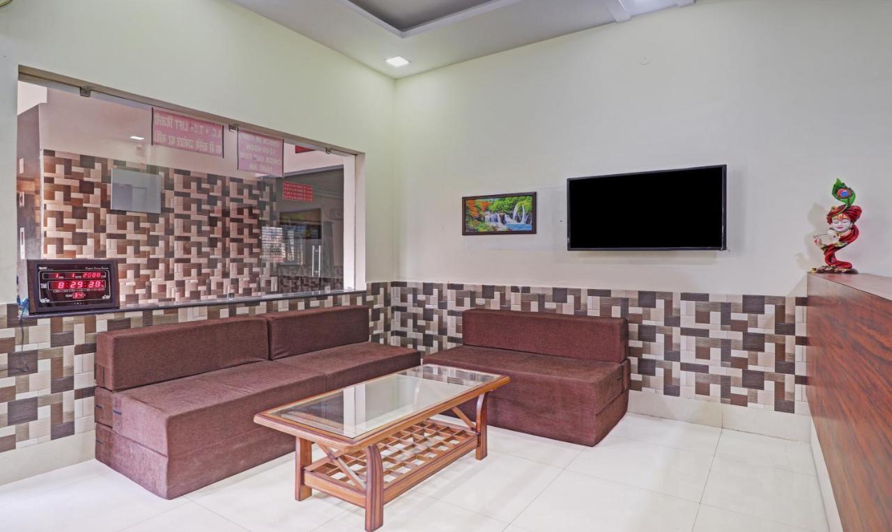 Hotel Itsy By Treebo - Vhr Residency Haridwār Esterno foto
