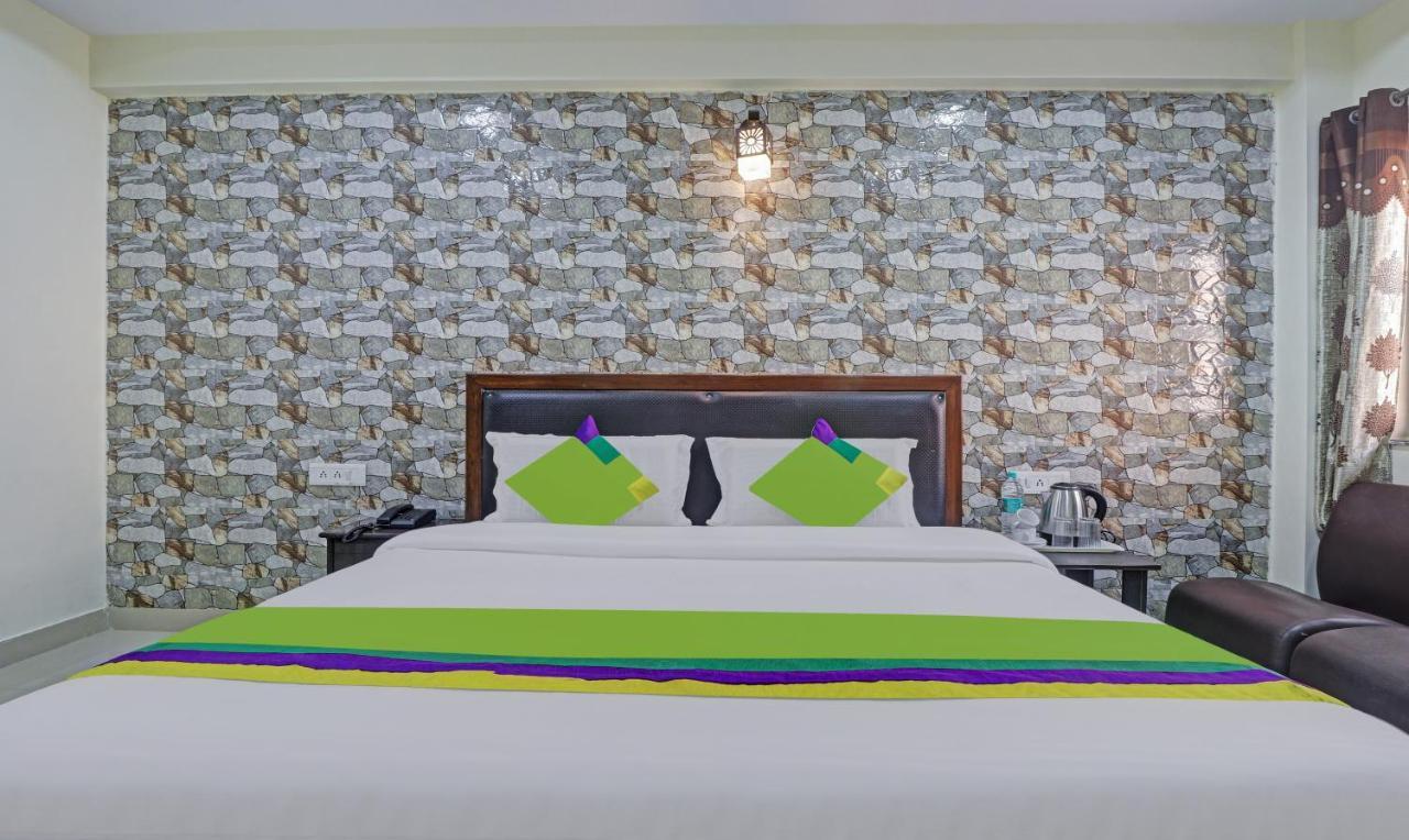 Hotel Itsy By Treebo - Vhr Residency Haridwār Esterno foto
